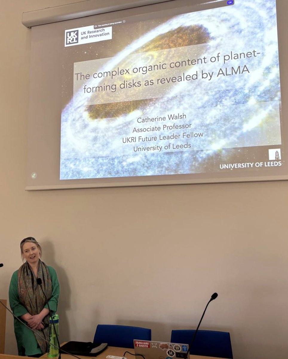 Today in Arcetri: how ALMA is revealing the molecular complexity of planet-forming disks: Catherine Walsh, please, on stage!!!! #astrochemistry