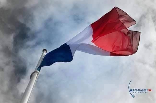 Kepis Pescalunes (@kepispescalunes) on Twitter photo 🙏HOMMAGE🙏
<a href="/KepisPescalunes/">Kepis Pescalunes</a> s'associe à la peine 😢 de la famille et proches de notre camarade EG Irvin FELICITE de l'école de Gendarmerie de TULLE décédé le 9 avril à la suite d'un malaise lors d'une séance d'instruction.
Toutes nos condoléances et notre affection
🕊 RIP🙏 🙏HOMMAGE🙏
<a href="/KepisPescalunes/">Kepis Pescalunes</a> s'associe à la peine 😢 de la famille et proches de notre camarade EG Irvin FELICITE de l'école de Gendarmerie de TULLE décédé le 9 avril à la suite d'un malaise lors d'une séance d'instruction.
Toutes nos condoléances et notre affection
🕊 RIP🙏
