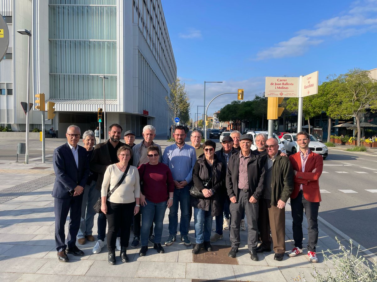 esquerragirona's tweet photo. Inauguració de la placa commemorativa a Joan Ballesta Molinas, últim alcalde de la República (28/01/1939-04/02/1939).
🔻Ferm defensor de les llibertats, va ser dirigent sindical, i va militar a ERC i al PSUC. https://t.co/c8MJ1yj4uy