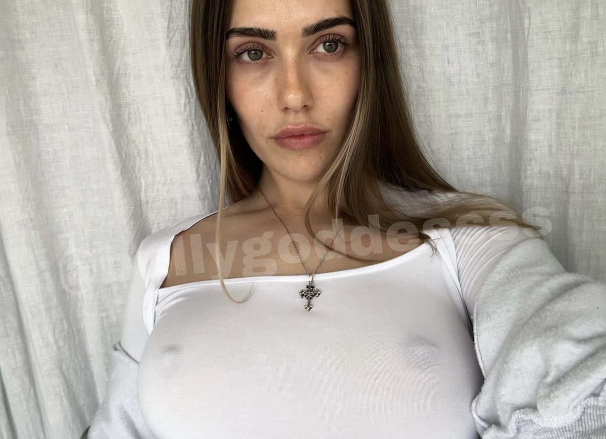 19 years and rich 😘💖