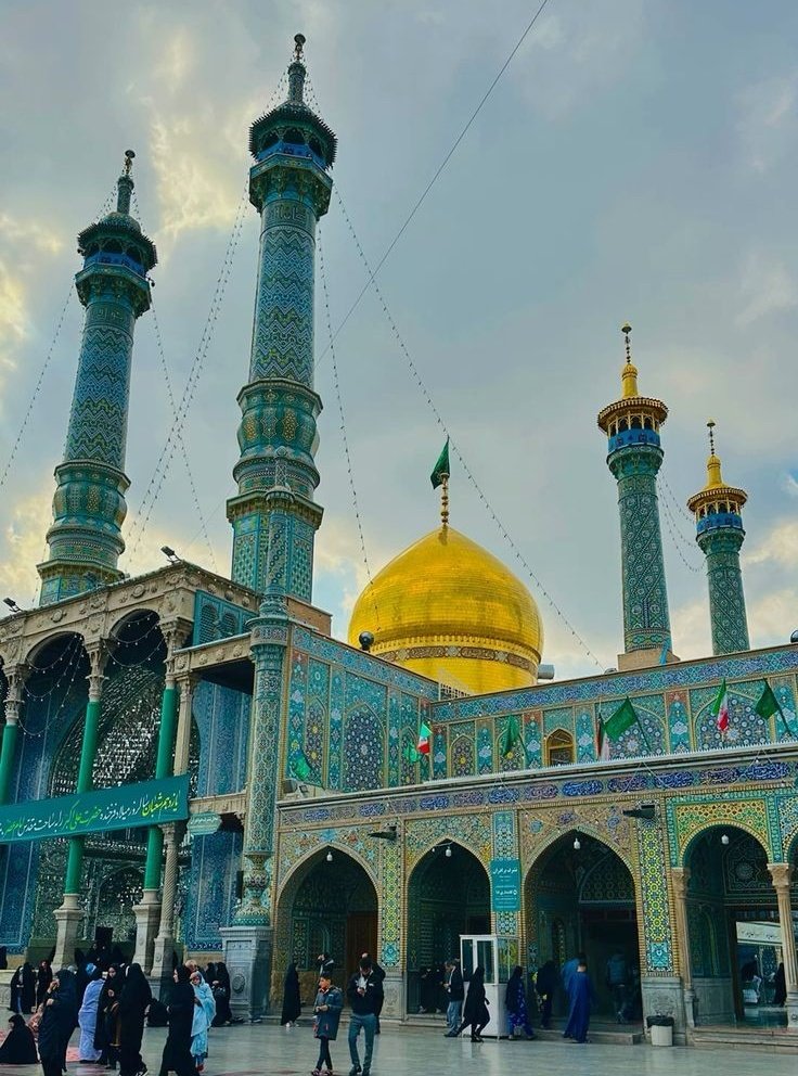 s_z_h_110's tweet photo. شبِ جمعہ حرم بی بی فاطمہ معصومہ قم (س) میں تمام مومنین کے لیے دعا گو ہوں.

(شبِ جمعہ التماس دعا) https://t.co/uBaDO5lCdM