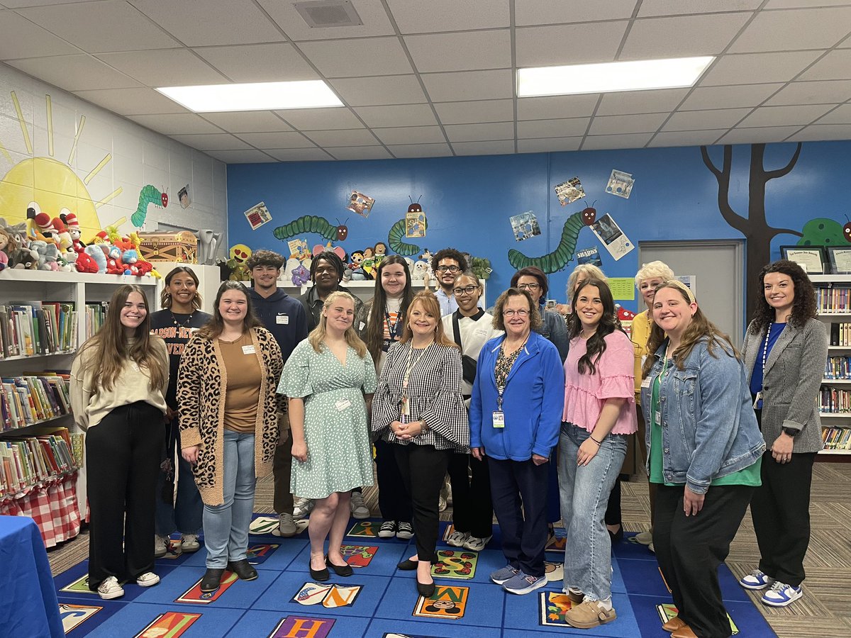 L_E_Cochran's tweet photo. We were honored to welcome Dr. Byron Booker’s Foundations of Education class from Carson Newman University to Hillcrest this morning. We love showcasing all the great work going on in our building and meeting so many great future educators. #expectthebest @carson_newman_u https://t.co/YxwdmjZl2V