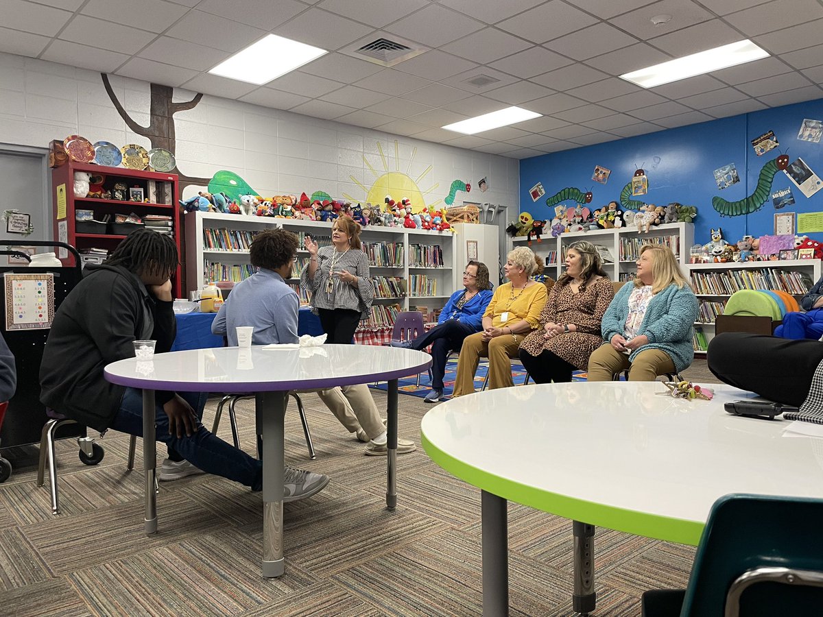 L_E_Cochran's tweet photo. We were honored to welcome Dr. Byron Booker’s Foundations of Education class from Carson Newman University to Hillcrest this morning. We love showcasing all the great work going on in our building and meeting so many great future educators. #expectthebest @carson_newman_u https://t.co/YxwdmjZl2V