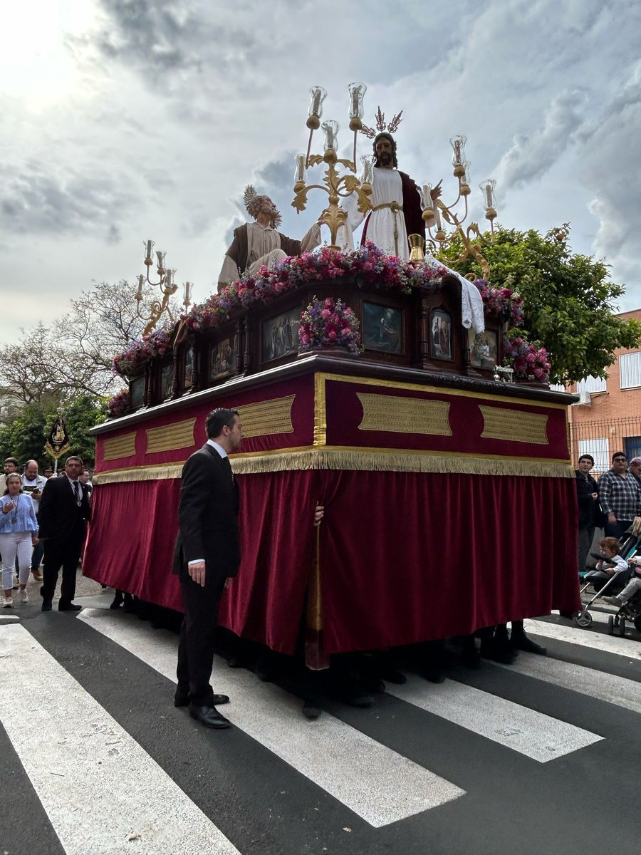 TG_91's tweet photo. ✝️ Salida procesional  @amor_bondad 2025.
#41020 #Cuaresma2025 #CuaresmaEnSevilla #Cuaresma #TDSCofrade #SevillaHoy 

▶️ Más imágenes en: https://t.co/4J0FofrLln https://t.co/JfkGSDy83p