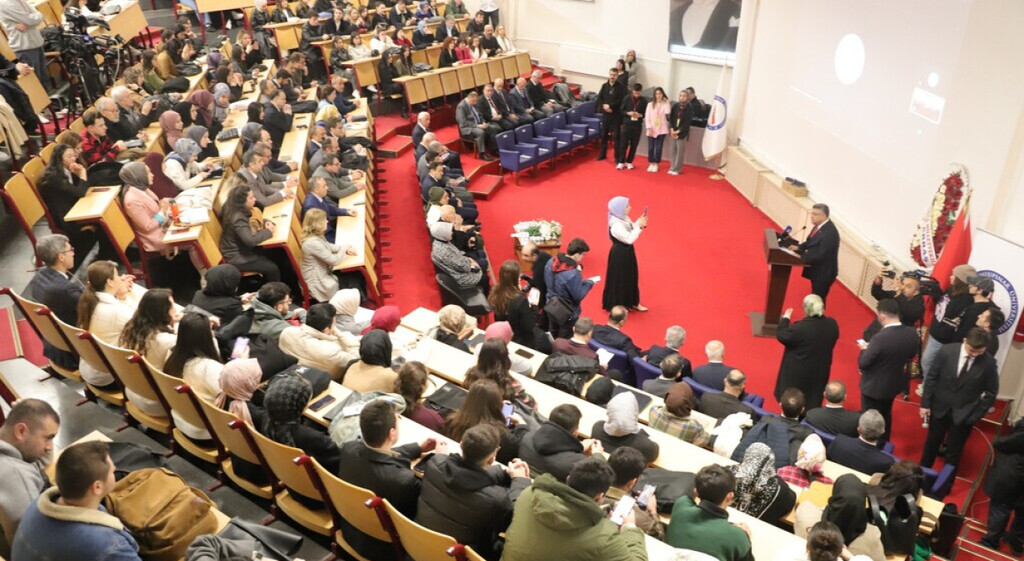 universitemdpu's tweet image. DPÜ ve İMÜ ortaklığında düzenlenen YÖK Başkanı Prof. Dr. Erol Özvar ve Kütahya il protokolünün katıldığı Anadolu’da İlk Bilim Ansiklopedisi: Abdullah Kütâhî ve Ferâidu’l-Funûn başlıklı sempozyuma Üniversitemiz ev sahipliği yaptı.
haber.dpu.edu.tr/tr/haber_oku/6…
#üniversitemdpü