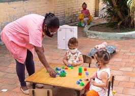¨En cada niño nace la humanidad¨. Felicidades a los  pequeños de la Primera Infancia en su 64 aniversario. #PinardelRío #CubaMined.