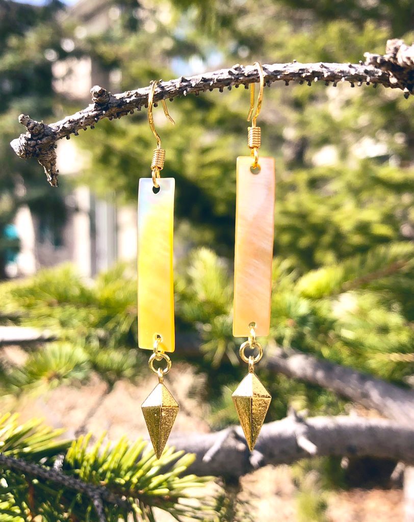 Flower Shop tweet media