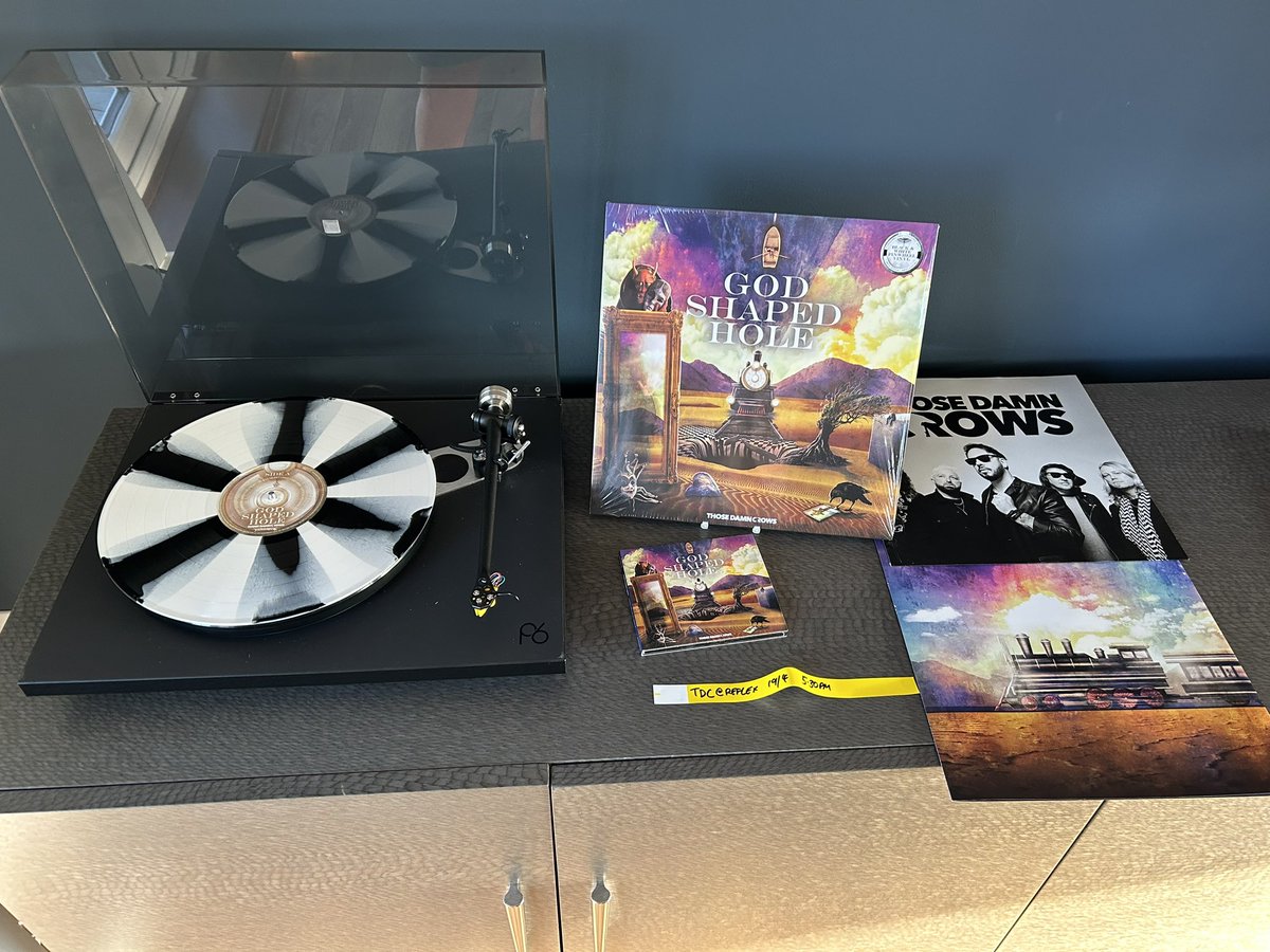 NightRanger11's tweet photo. So excited for this @ThoseDamnCrows https://t.co/GT9fZGF9qR