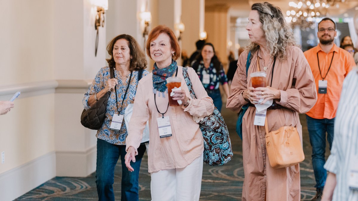 Ligonier's tweet photo. We’ve enjoyed the first two messages from #LigCon 2025 in Orlando, and we’re looking forward to more teaching this afternoon from Sinclair Ferguson and Ken Jones.

Join the livestream today through Saturday to watch every session live.

https://t.co/aQQOA5ndDW https://t.co/2N1vNOW7FV