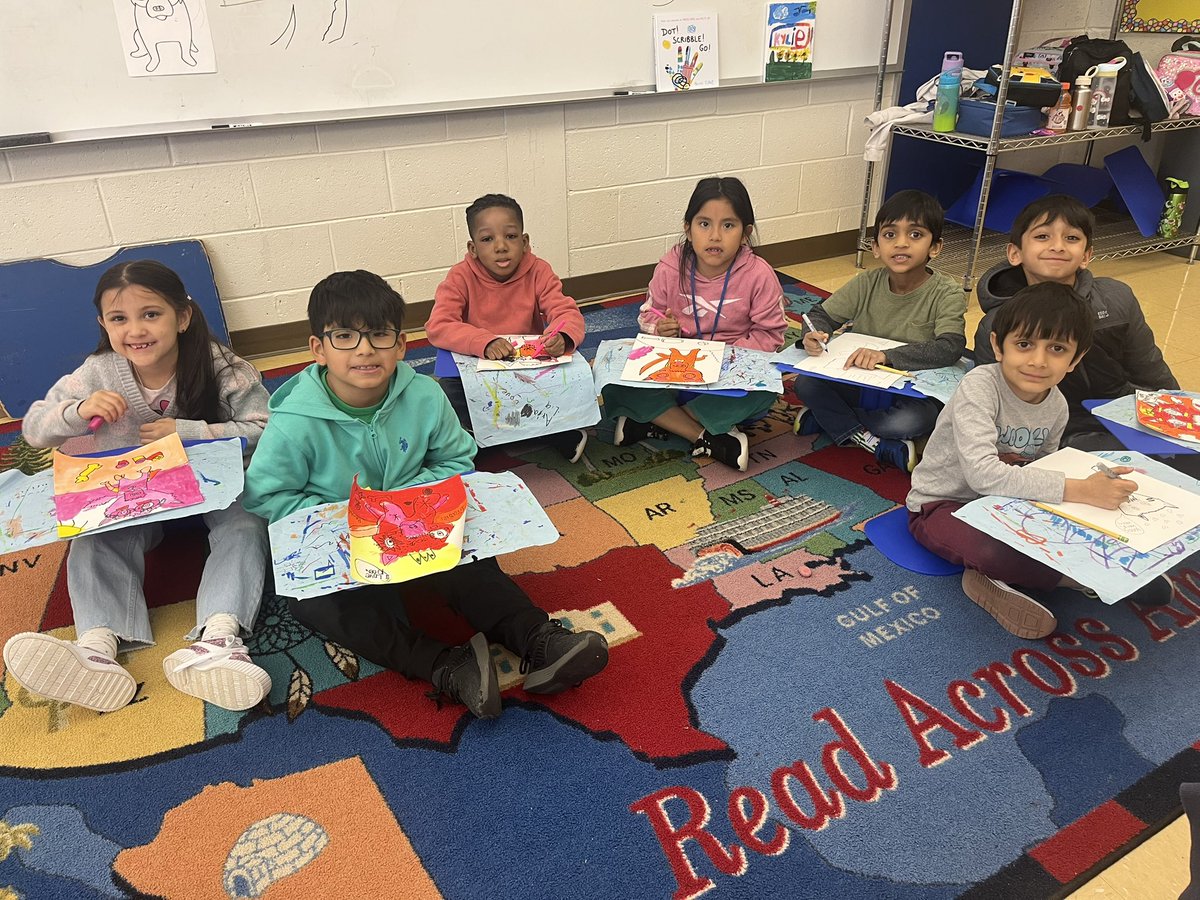 EMKArtists's tweet photo. Thank you, EMK PTO, for the awesome flexible seating in the art room! EMK artists are loving them!
#EastWindsorRegionalSchools #EMKartists #studentart https://t.co/muvg2NlCf2
