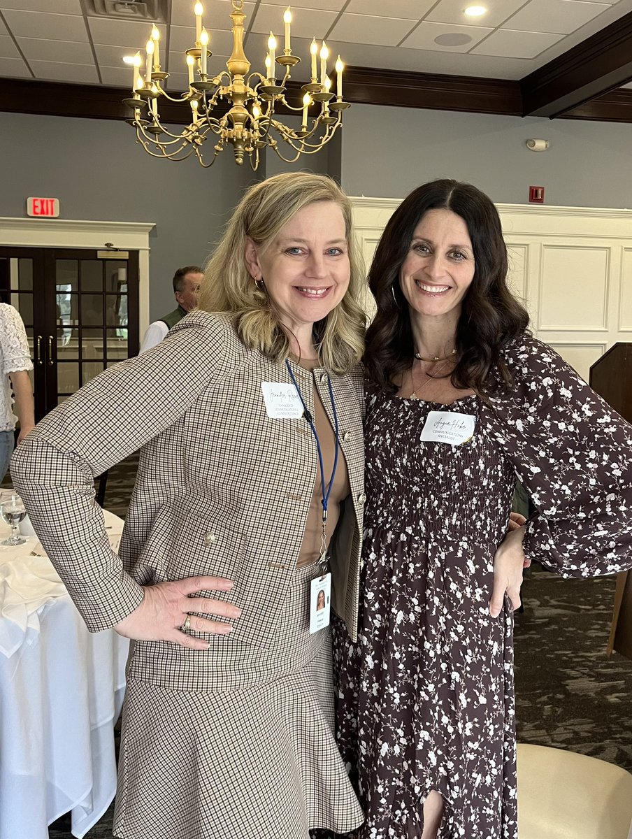 Jennifer Reece tweet media