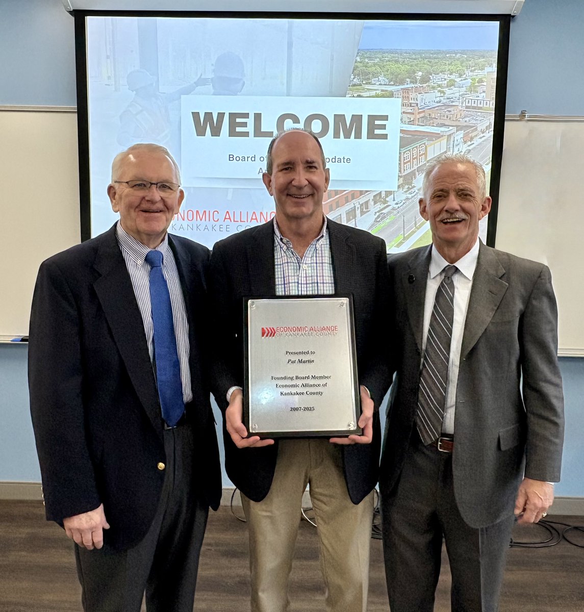 The Economic Alliance is grateful to honor Pat Martin, founding board member and EVP/Community President of Iroquois Federal. Pat has served on our board since 2007 — and his impact is immeasurable.

Thank you, Pat, for your continued dedication to Kankakee County!