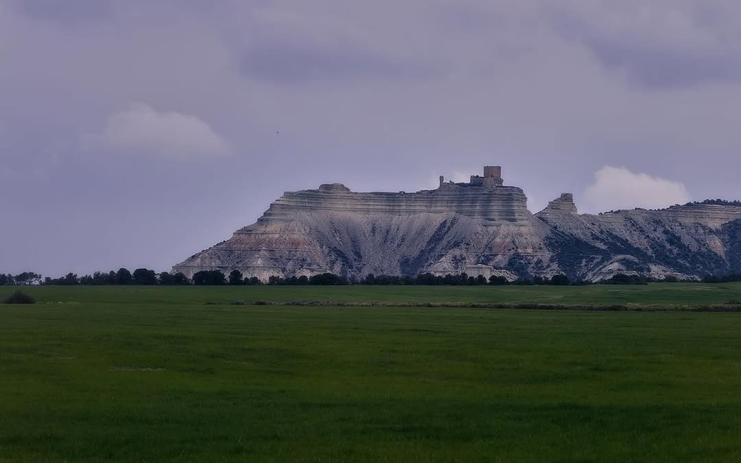 Turismo5Villas's tweet photo. Fantástica historia la que nos trae @aragonhyf sobre el Castillo de Sora, prisión de la brava Violante de Luna. 

Historia completa: https://t.co/DScoScAYdE

📸 @aragonhyf https://t.co/nzWbCM09Xd