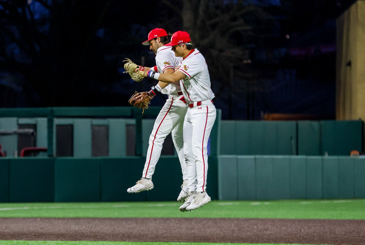 𝐍𝐚𝐭𝐢𝐨𝐧𝐚𝐥 𝐒𝐢𝐛𝐥𝐢𝐧𝐠 𝐃𝐚𝐲! 🐢⚾️

Got to show some love to our guys 3⃣ and 🔟

#DirtyTerps