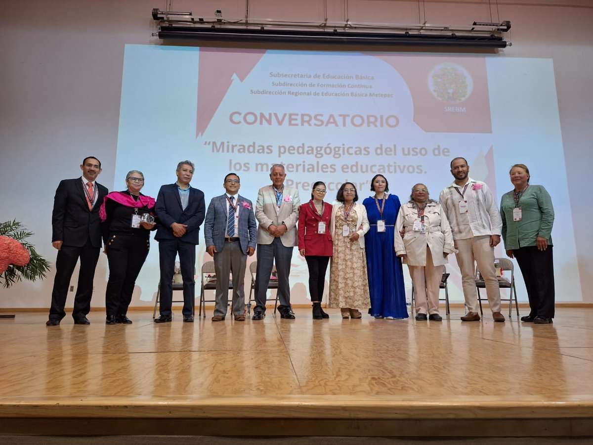 Garcia_Leticia7's tweet photo. La @DGEPreescolar en coordinación con los Centros de Maestros de Santiago Tianguistenco, @CMMetepec_ y la #SREBMetepec, desarrollaron el Conversatorio "Miradas Pedagógicas del uso de los Materiales Educativos de Preescolar" en el CEFyD "Quetzalli" de Metepec.
#ConElPoderDeServir https://t.co/q8rXrbYG8N