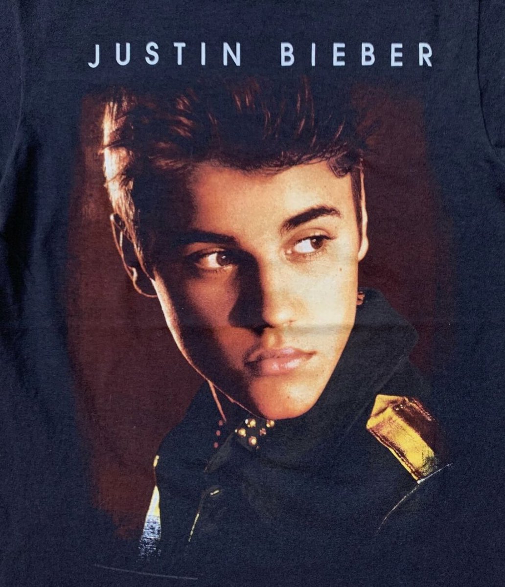 StreetFashion01's tweet photo. Justin Bieber wearing his 2012 “Believe” Tour Tee (2025) https://t.co/FXAlbMWlP7