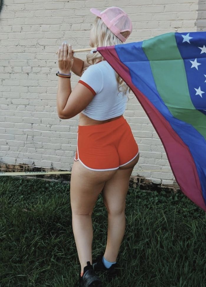 Officewife778 tweet media