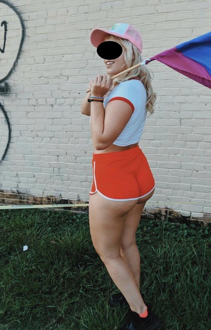 Officewife778 tweet media