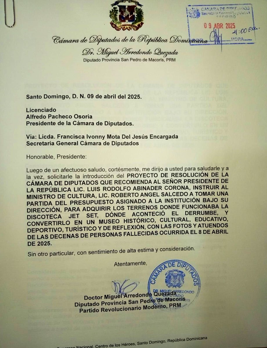 Miralba's tweet photo. Si alguien conoce a este diputado… aconséjenlo. 

Señor Arredondo: 
Este NO ES EL MOMENTO por Dios!!! 

Que falta de tacto. 
Que falta de todo!!!!! https://t.co/hyEhS3jNbJ