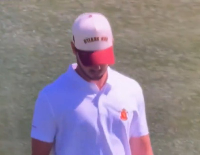 Wtf is the pike pm doing at Augusta. Ole Bobby Jones rolling over in his grave somewhere. This is the Masters not Devils #shrink