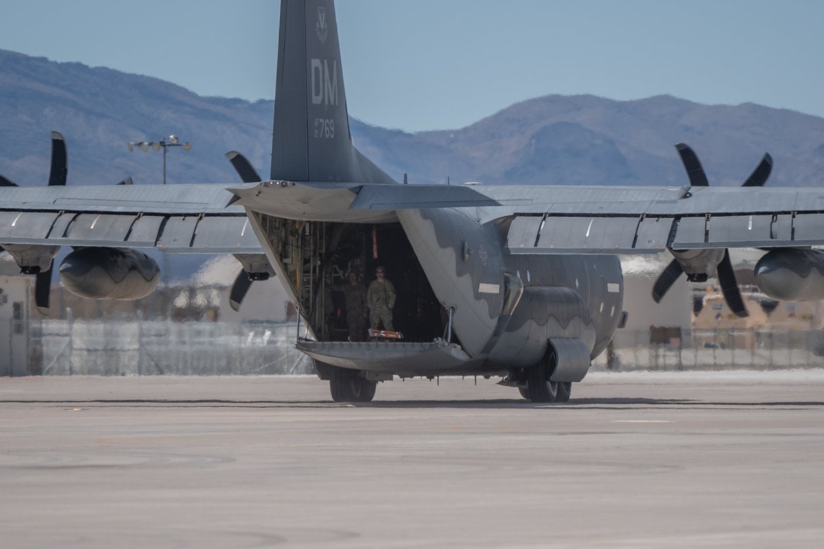 AirdyneAero's tweet photo. An HC-130 Combat King II with SABIR from @DMAFB and a HH-60 helicopter suddenly landed during routine MQ-9 touch-and-go training to conduct ground-based refueling at Creech Air Force Base.

DVIDS photo by Clark Nieddu. https://t.co/d54mJdirS7