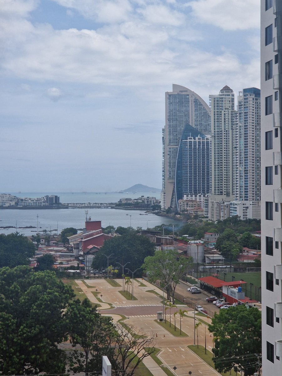 JupiterBlock's tweet photo. gm! Panama will be honorary island. #IslandNetwork https://t.co/cjhxc6jPYV