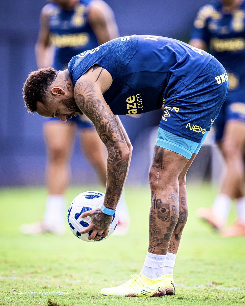 🚨| Neymar participou de um amistoso hoje contra o Água Santa.

'Feliz por ter me sentido bem' disse ele.