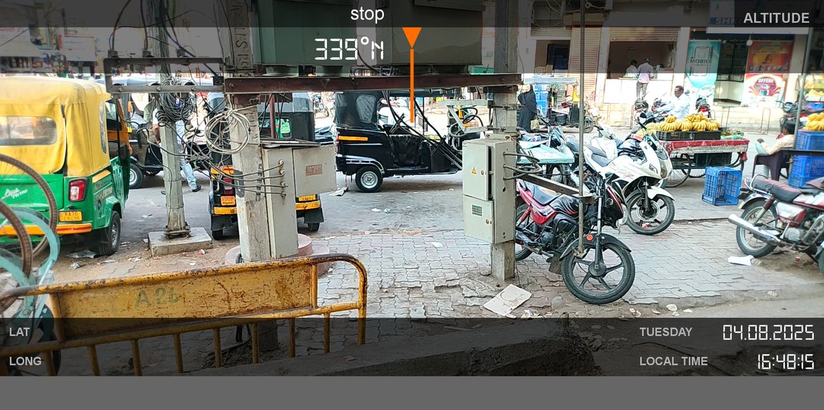 juned_bagdad's tweet photo. @IndiaPostOffice this raichur 3 khandil post office entrance public facing lots of problems to enter office here is high voltage @OfficialGescom transformer &amp; @spraichur1 sir illegal/non technical ato stand is there at high traffic density area/heart of city https://t.co/O59KBXRfTU