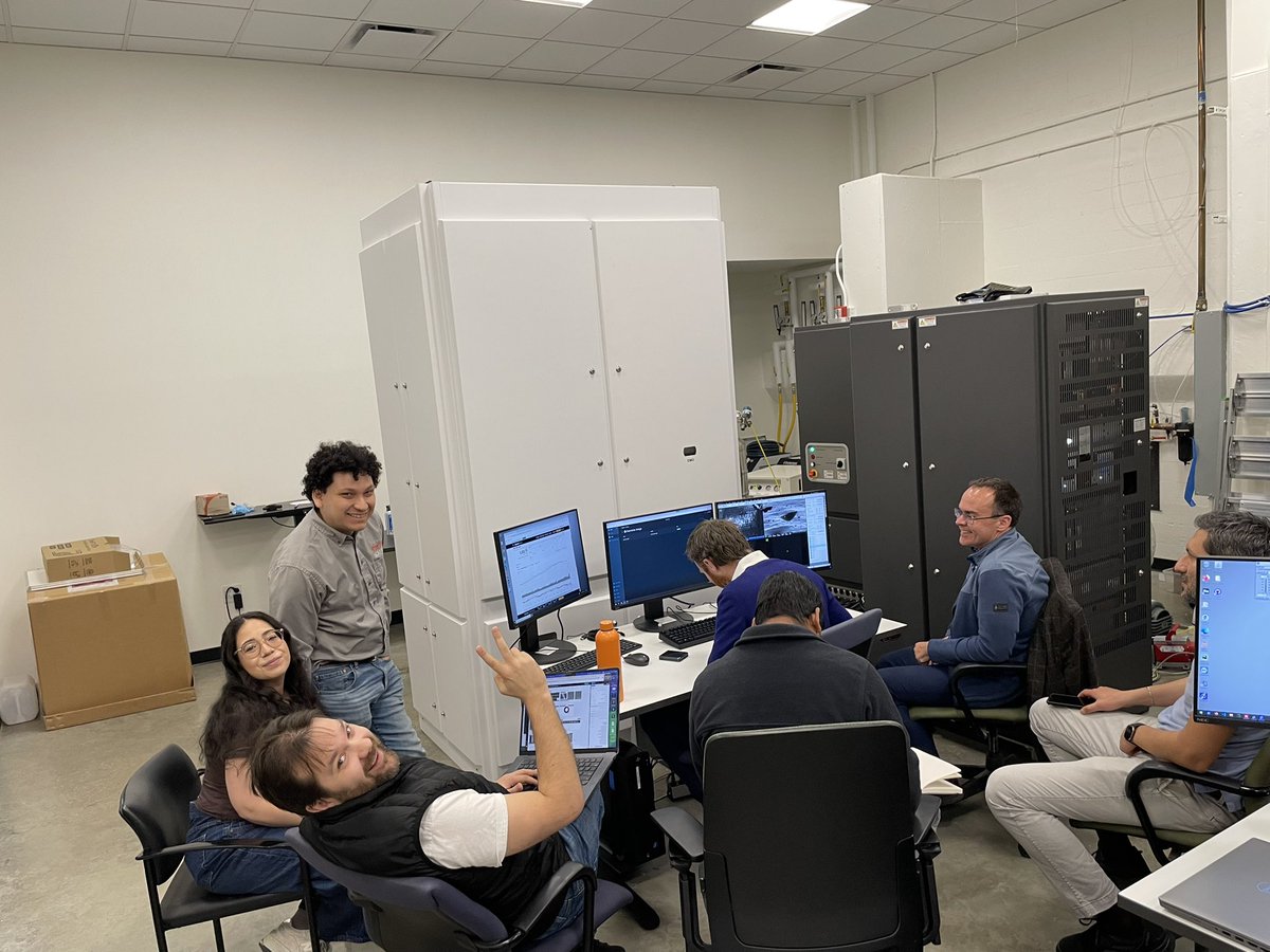 edward_eng's tweet image. Last month we signed off on our @thermosciEMSpec Hydra & Arctis pFIBs. This week our staff received Arctis training. We are ready to help users access the latest technologies & provide more #cryoET opportunities.
@NYSBC_Science - The cutting edge of integrated structural biology