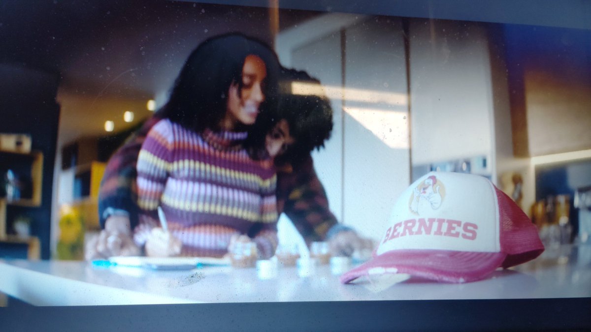 NabeeRuffin's tweet photo. MANDELA EFFECT, BITCHES!!!

#BlackMirror #BlackMirror7 #BêteNoire https://t.co/Nccp2GIetC