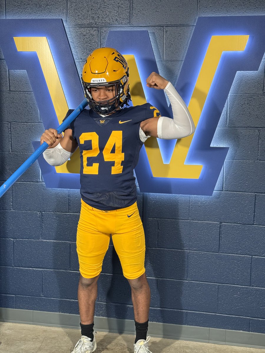 Zach Edmunds tweet media