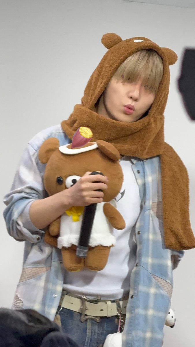Kiriislove's tweet photo. 고고마...고고마 💖💖 https://t.co/ZWhTKJflWI