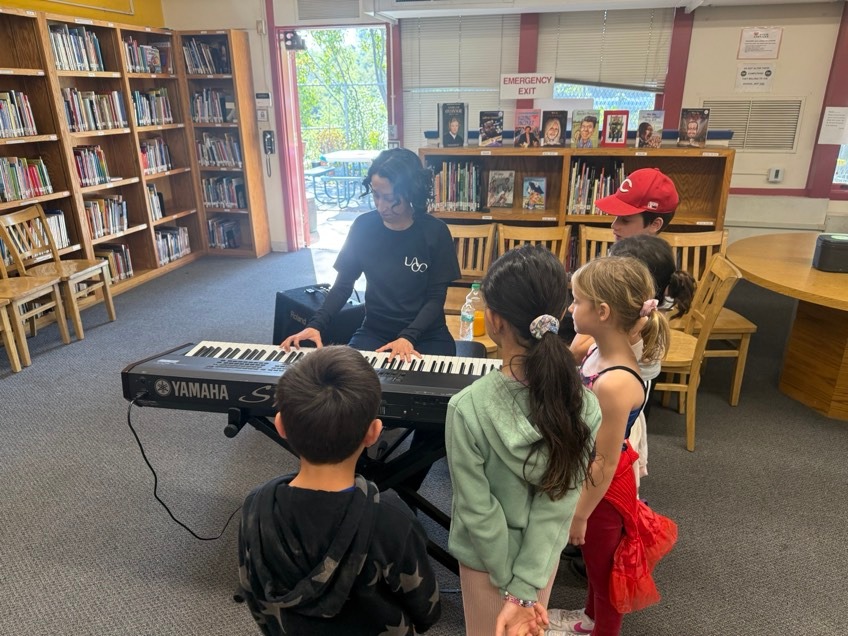 LACOtweets's tweet photo. From musical storytelling to learning composition, students at Lanai Road Elementary explored the building blocks of classical music with LACO musicians, a hands-on introduction to the magic of music-making and the creative power behind every note. https://t.co/MVBIevZiD0