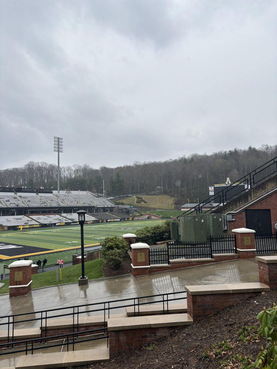 Had an amazing time today <a href="/AppState_FB/">App State Football</a> and I’ve been blessed to receive an offer from <a href="/CoachYurachek/">Ryan Yurachek</a> 
<a href="/CoachRicht/">Coach Richt</a> <a href="/pacsfootball1/">PACS Football</a> <a href="/RecruitGeorgia/">Recruit Georgia</a> <a href="/PrepRedzoneGA/">Prep Redzone Georgia</a> <a href="/RustyMansell_/">Rusty Mansell</a>