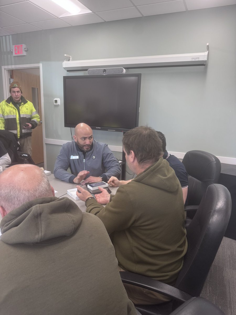 AvrianawithAT&T (@avrianawithatt) on Twitter photo yesterday was a great opportunity in supporting MA Dept of conservation & Recreation in assisting with switching their old devices into their new iPhone
#oneofmany #partnershipatitsfinest
<a href="/firas_smadi/">Firas Smadi</a>
<a href="/keroninc/">Keron Incarnato</a>
<a href="/RiveraKelvin1/">Kelvin Rivera</a>
<a href="/Bonilla_Bibi/">Bernice Bonilla</a>
<a href="/FirstNet/">FirstNet, Built with AT&T</a> yesterday was a great opportunity in supporting MA Dept of conservation & Recreation in assisting with switching their old devices into their new iPhone
#oneofmany #partnershipatitsfinest
<a href="/firas_smadi/">Firas Smadi</a>
<a href="/keroninc/">Keron Incarnato</a>
<a href="/RiveraKelvin1/">Kelvin Rivera</a>
<a href="/Bonilla_Bibi/">Bernice Bonilla</a>
<a href="/FirstNet/">FirstNet, Built with AT&T</a>