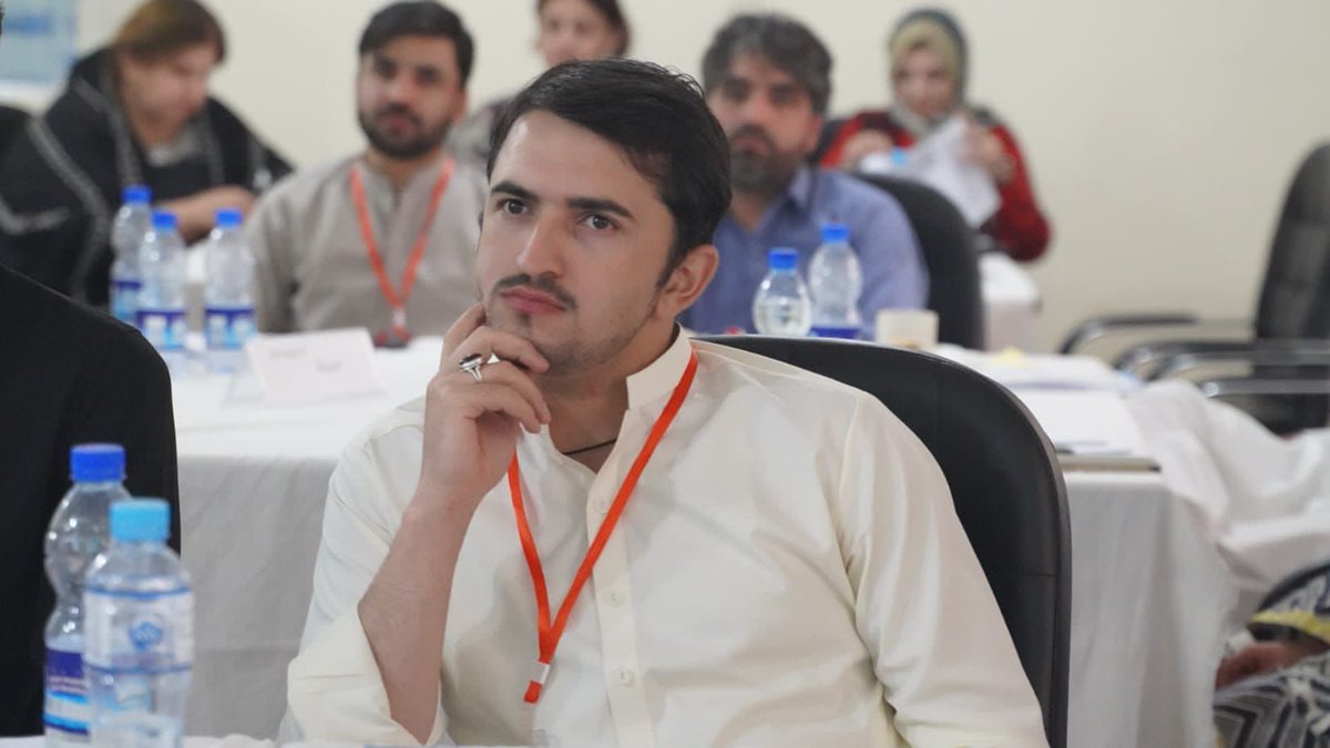 IlyasHaiderTuri's tweet photo. فکر سے تبدیلی کی جانب!
#کرم کے نوجوانوں کےلئے #قائداعظم یونیورسٹی کے نیشنل انسٹیٹیوٹ آف سائیکالوجی میں ایک روزہ ورکشاپ — 'انتہا پسندی کی نفسیاتی جہتیں اور میڈیا لٹریسی' پر ایک مؤثر اور بصیرت افروز نشست!" 

#TeamNIP #EUForeignPolicy #CPTP #Nacta4Peace #UNODCPakistan #EUPakistan https://t.co/RNRh8XGXKw