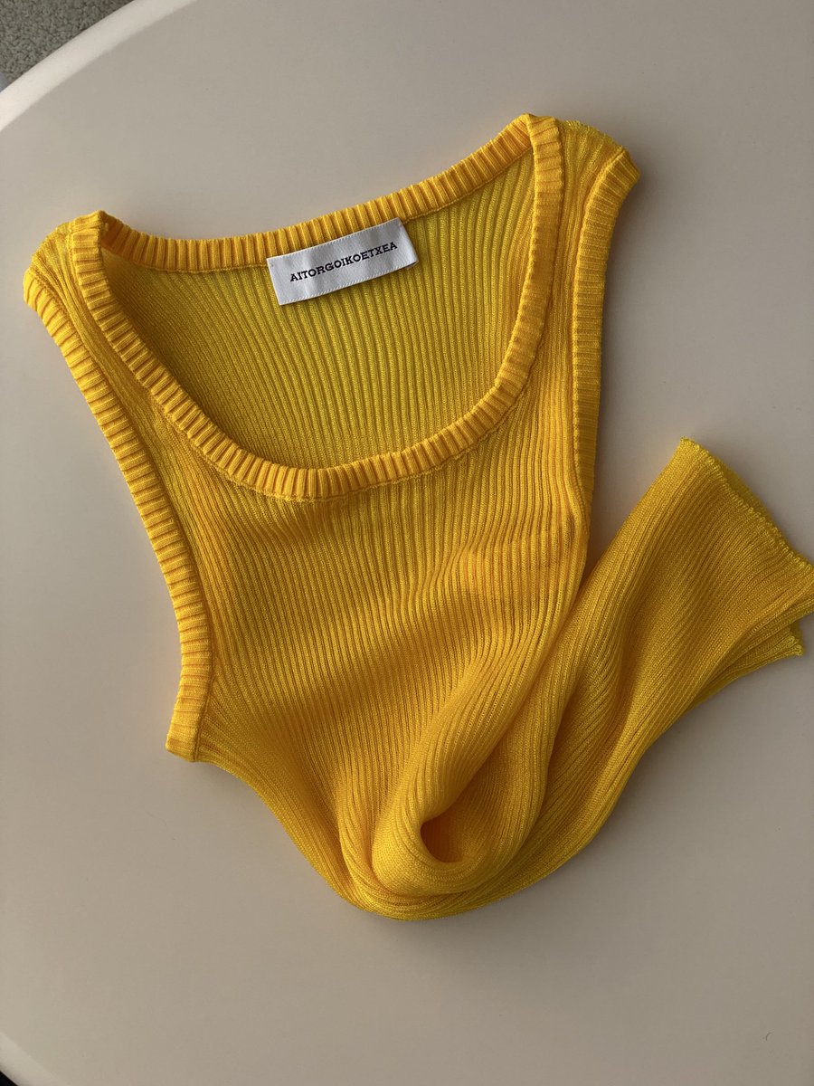 YELLOW 💛