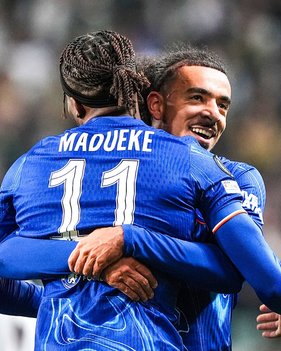 brfootball's tweet photo. 49'—Legia Warszawa 0-1 Chelsea 

57'—Legia Warszawa 0-2 Chelsea 

74'—Legia Warszawa 0-3 Chelsea

⚡ https://t.co/b9xSNNaRWT