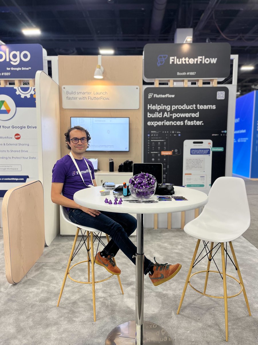 flutterflow's tweet image. 🎉 FlutterFlow is back at booth #1887 for day 2 of #GoogleCloudNEXT 

📍 Enterprise demos, strategy sessions, and hands-on app consultations all day

Whether you&apos;re building for scale or speed, we&apos;ve got something for you.

📅 Full schedule + booking: cloudnext2025.flutterflow.app…