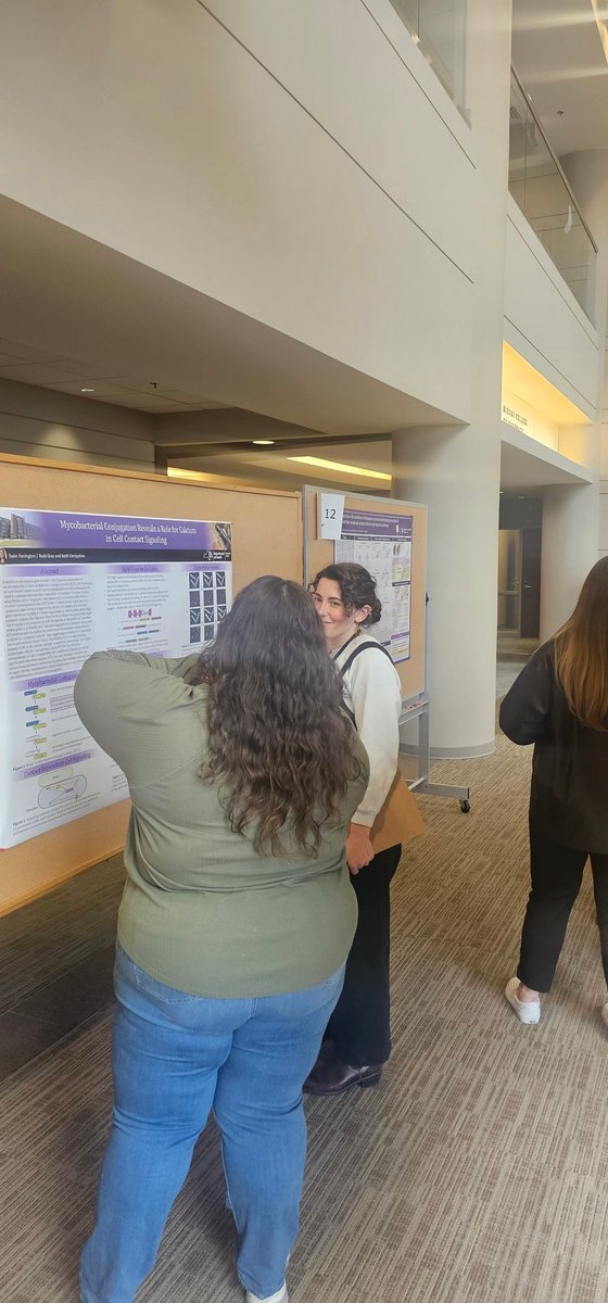 asm_eny's tweet photo. Our poster presentations are going strong! Great to see such vibrant discussions and innovative research from our trainees. Keep the science flowing! #ENYSCASM #TraineeSymposium2025 https://t.co/hTEKZnSFrU