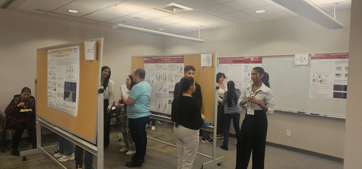 Our poster presentations are going strong! Great to see such vibrant discussions and innovative research from our trainees. Keep the science flowing! #ENYSCASM #TraineeSymposium2025