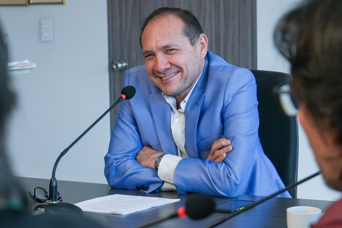 MinTrabajo tweet media