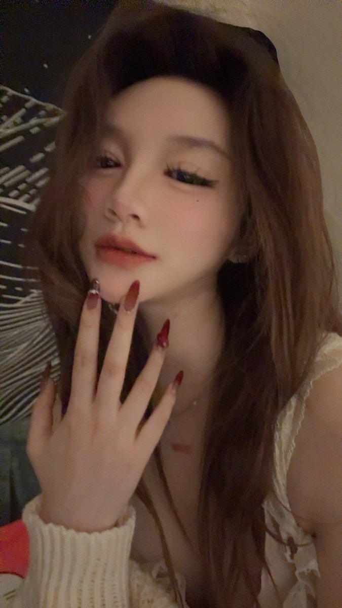 SDQS7777's tweet photo. 妈妈长得爽不爽？ #女S https://t.co/Z4OmWYQFem