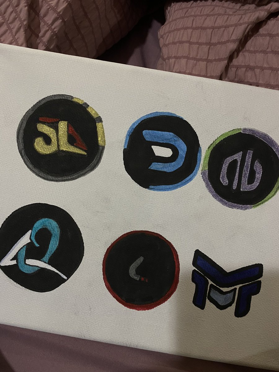 رسمه بدون نفس👩🏻‍🦲💔