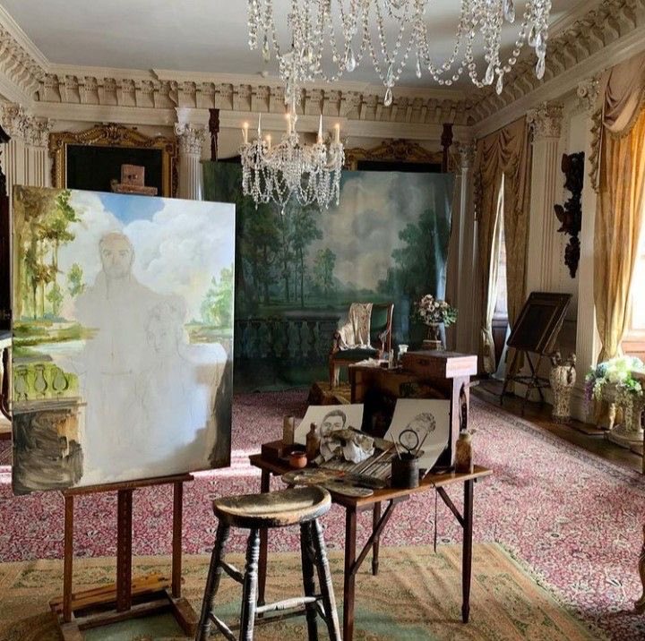 aldaphrodite's tweet photo. — she’s a homebody. https://t.co/LyeP44lkLn