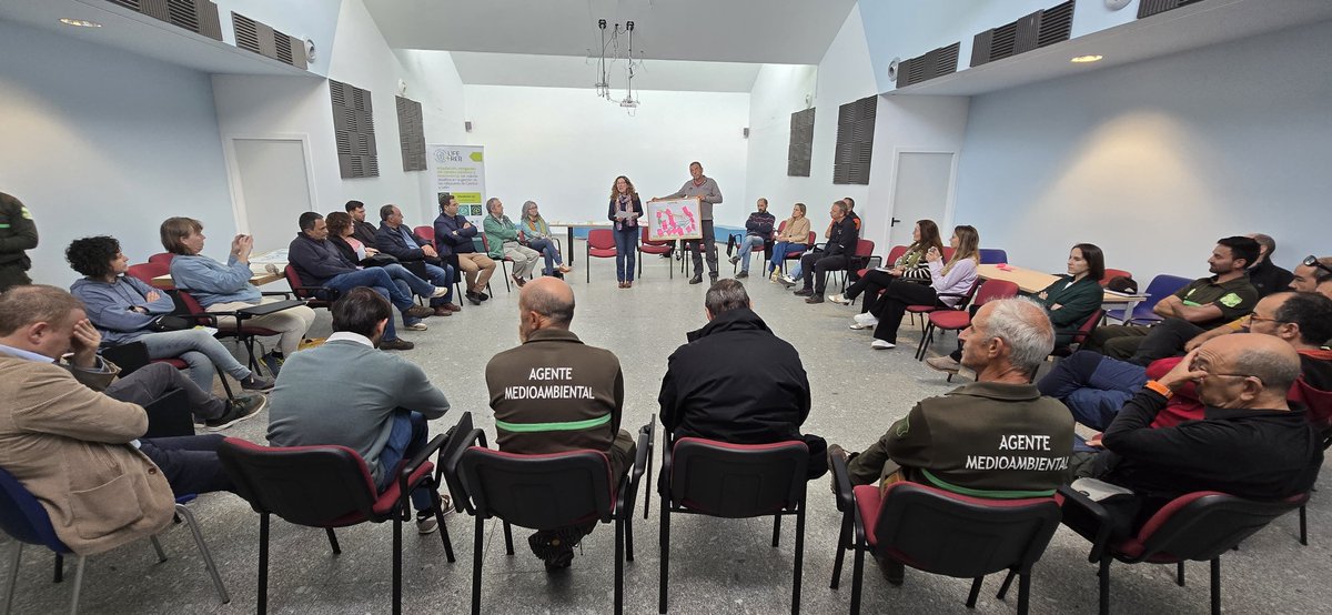 naturalezacyl's tweet image. En el proyecto @farclimate_he en colaboración con @LifeRebollo se analizan resultados del #LivingLab de rebollo (Quercus pyrenaica) puesto en marcha por #STSalamanca @jcyl y @FCesefor para adaptación a #CambioClimático y nuevos productos de valor añadido  comunicacion.jcyl.es/web/jcyl/Comun…