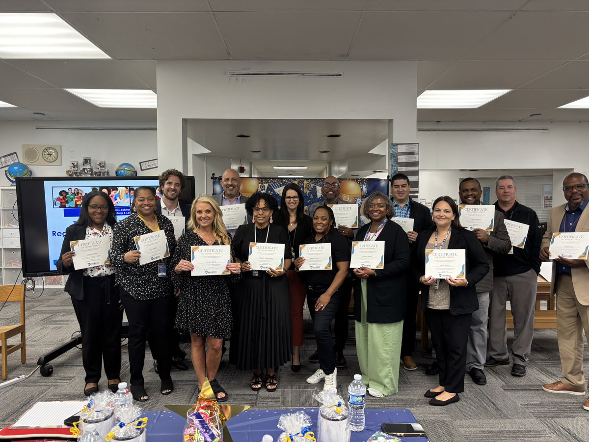 Merideth Weiss-Schnur tweet media