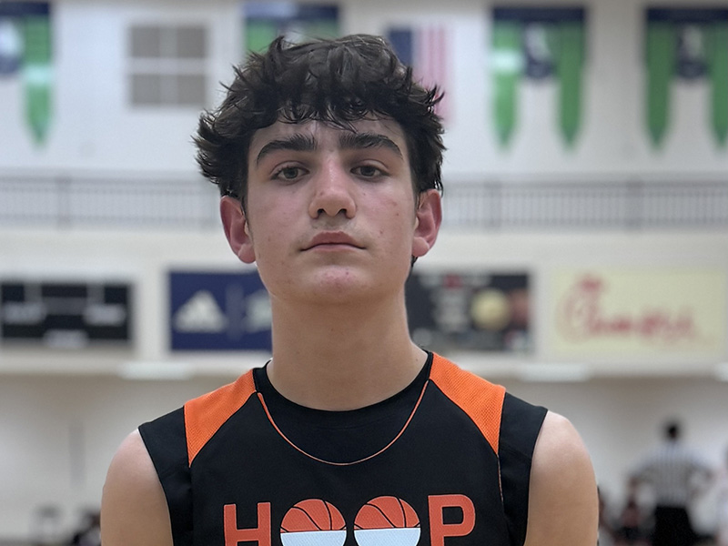 '30 Sawyer Finley made the standout list from The Main Event last weekend.

A scorer, rebounder, &amp; a high energy player. He is on the way ⬆️

@DTUnFilUnCen247 
ontheradarhoops.com/otr-hoops-the-…