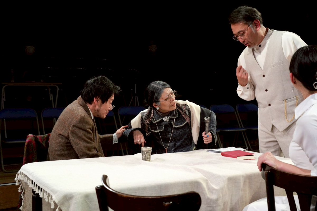 pancakenokai's tweet photo. 『#旅するワーニャおじさん』2日目！
13:00~ブライアン・フリール翻案『ワーニャおじさん』🇮🇪

当日券🎫ございます。

後半ご予約が増える可能性がございます。チャンスです！
駅前劇場にてお待ちしております🥞
https://t.co/xfdKAGIsce https://t.co/Hdd5bprau0