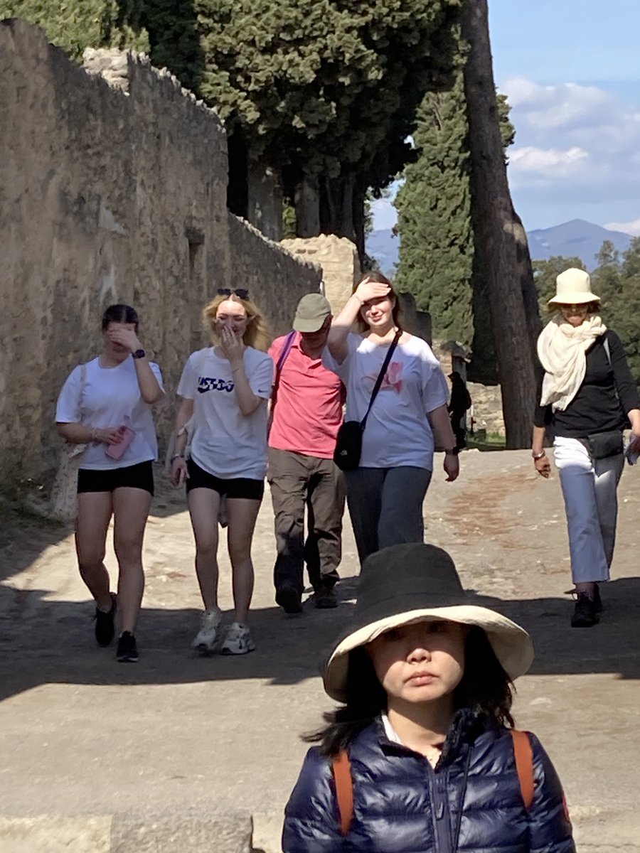 Pompeii <a href="/DennyHighSchool/">Denny High School</a>